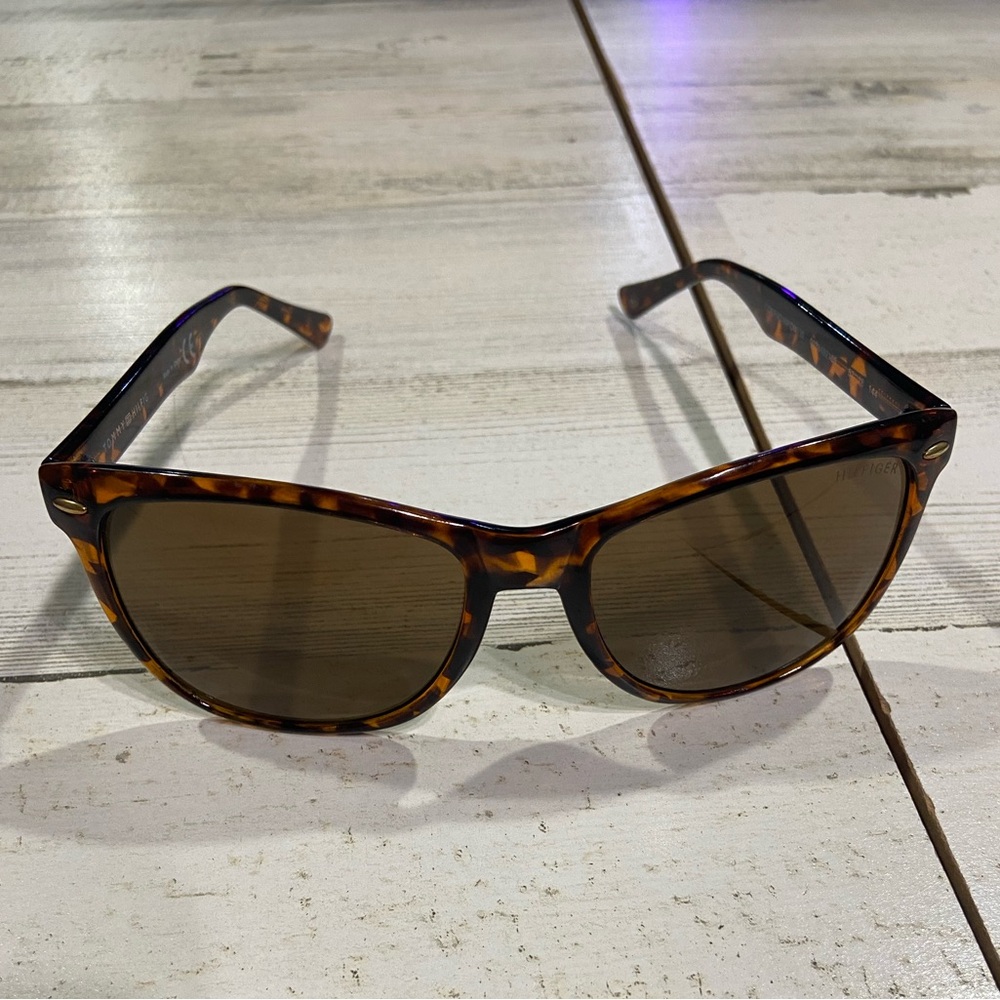 Tommy Hilfiger "Conrad" MP OM130 Rectangular Tortoise Sunglass Frames